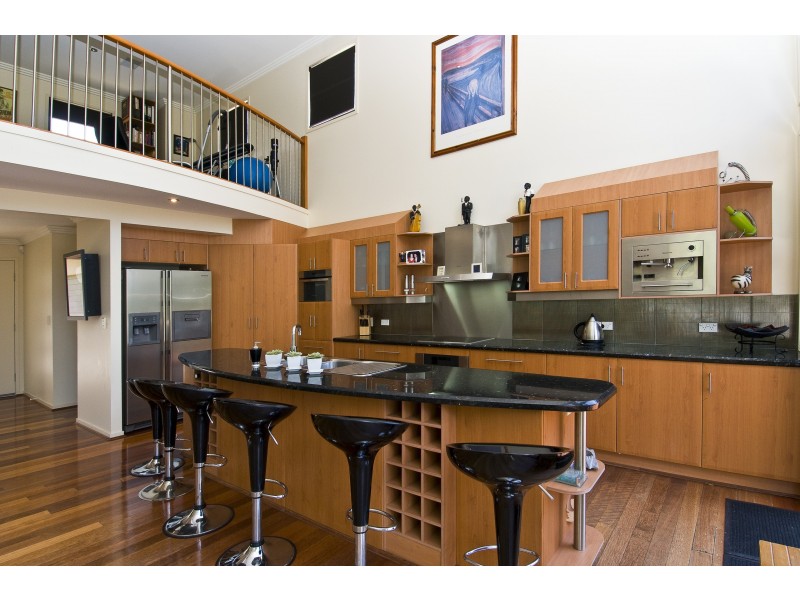 306 Ron Penhaligon Way, Robina QLD 4226