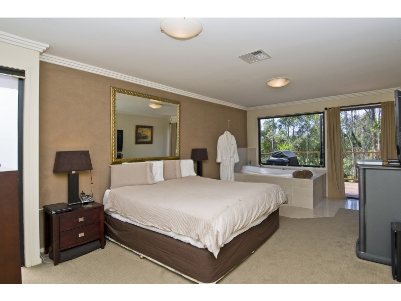 306 Ron Penhaligon Way, Robina QLD 4226