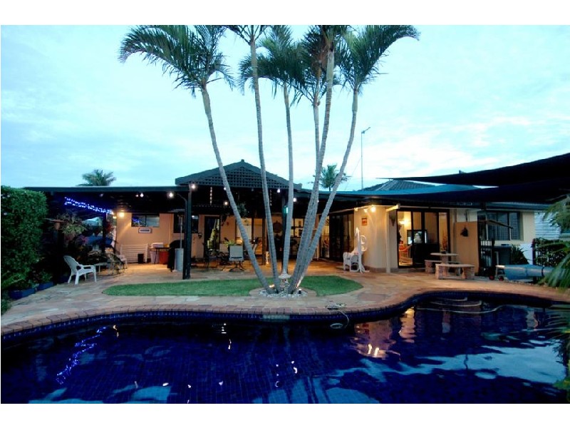 Mermaid Waters QLD 4218