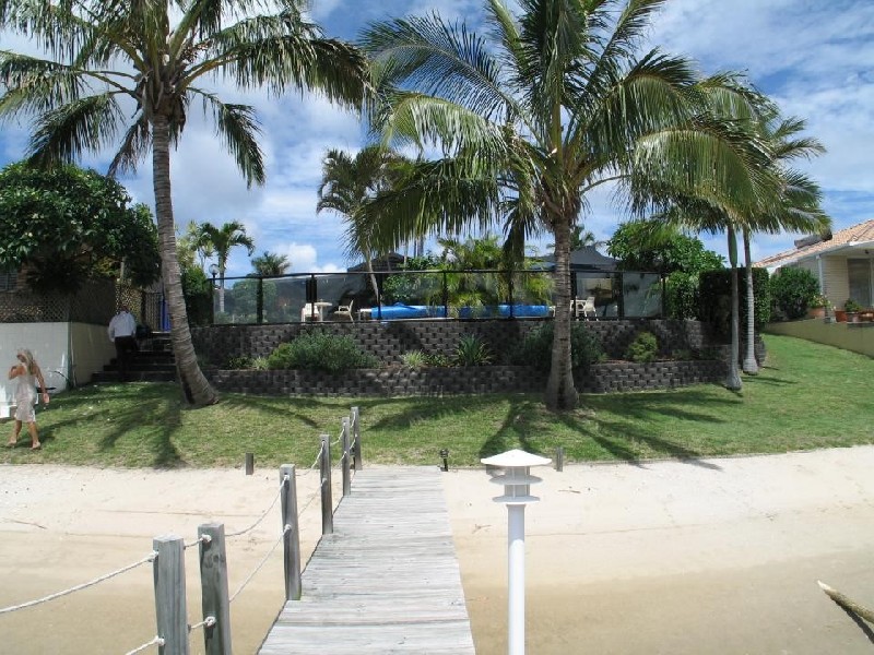 Mermaid Waters QLD 4218