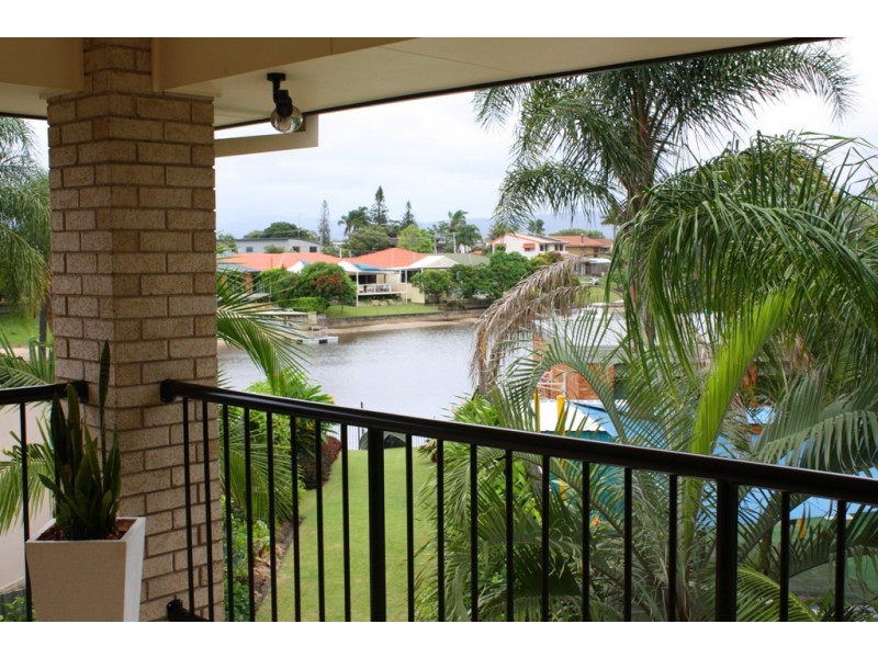 Broadbeach Waters QLD 4218