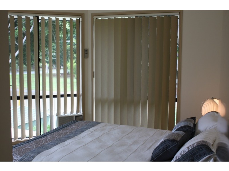 Broadbeach Waters QLD 4218