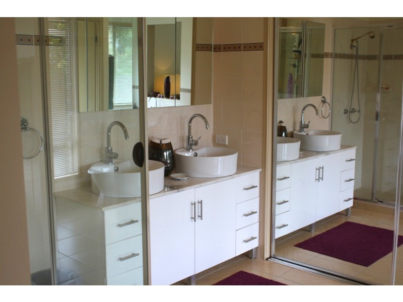 Broadbeach Waters QLD 4218