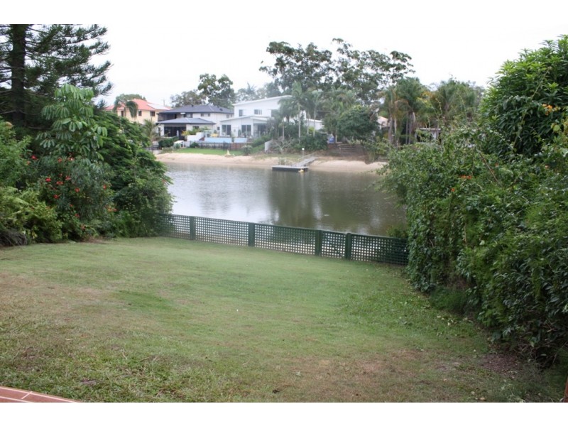 1  PARK AVENUE, Broadbeach Waters QLD 4218