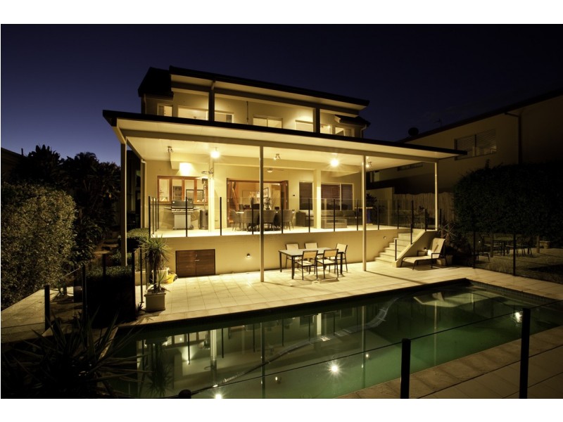 332 Ron Penhaligon Way, Robina QLD 4226