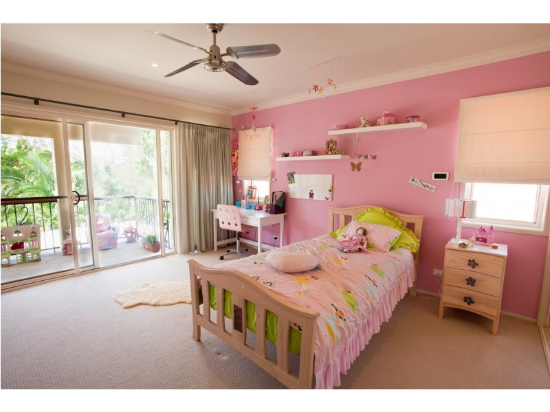 332 Ron Penhaligon Way, Robina QLD 4226
