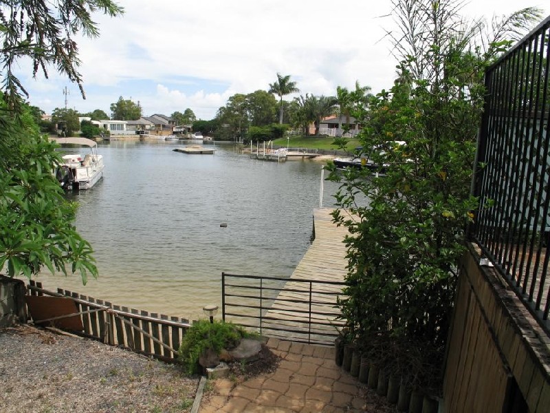 Broadbeach Waters QLD 4218