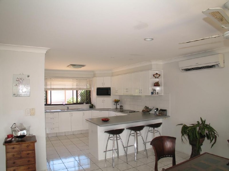 Broadbeach Waters QLD 4218