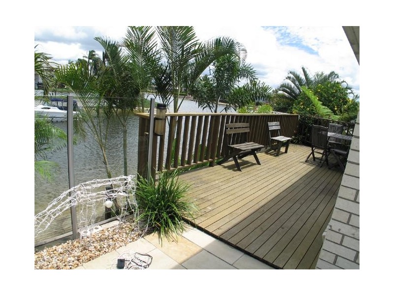 Broadbeach Waters QLD 4218