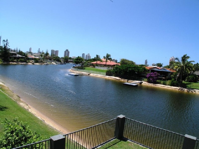 Broadbeach Waters QLD 4218