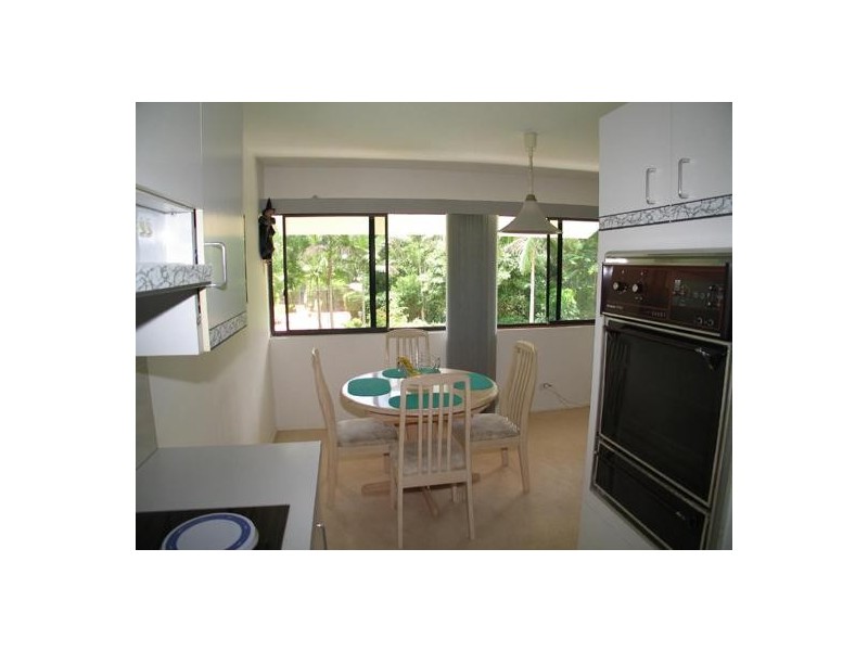 Broadbeach Waters QLD 4218