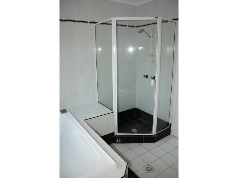 164  Monaco Street, Broadbeach Waters QLD 4218