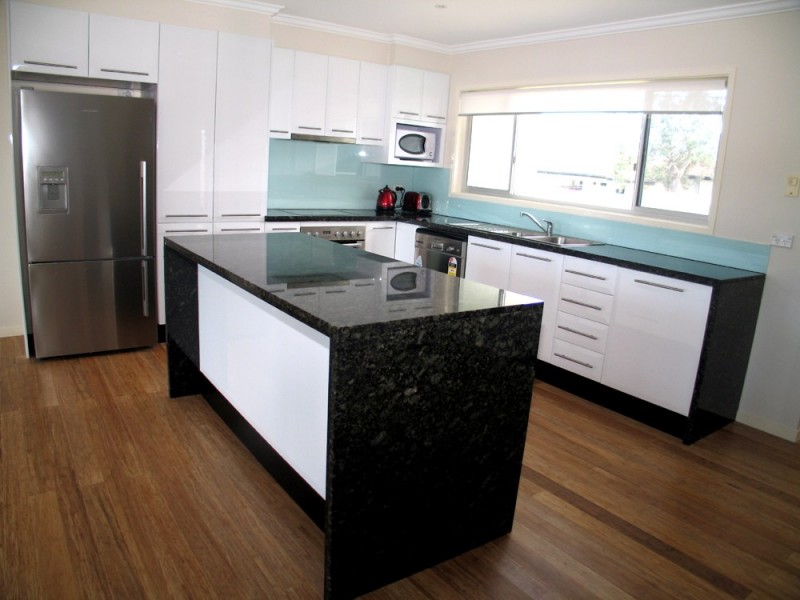 Broadbeach Waters QLD 4218