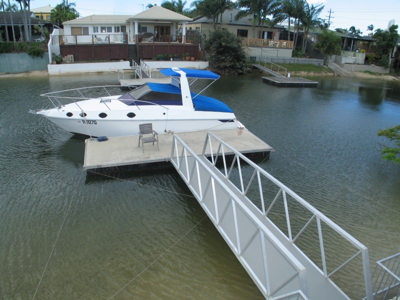 Broadbeach Waters QLD 4218