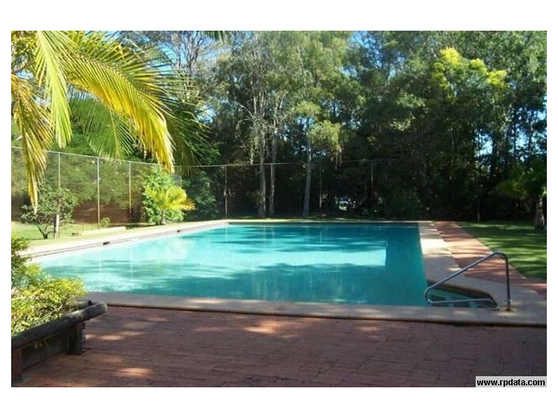 Broadbeach Waters QLD 4218