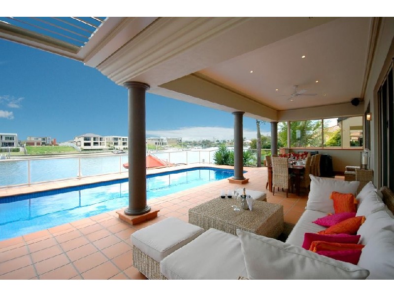 Broadbeach Waters QLD 4218
