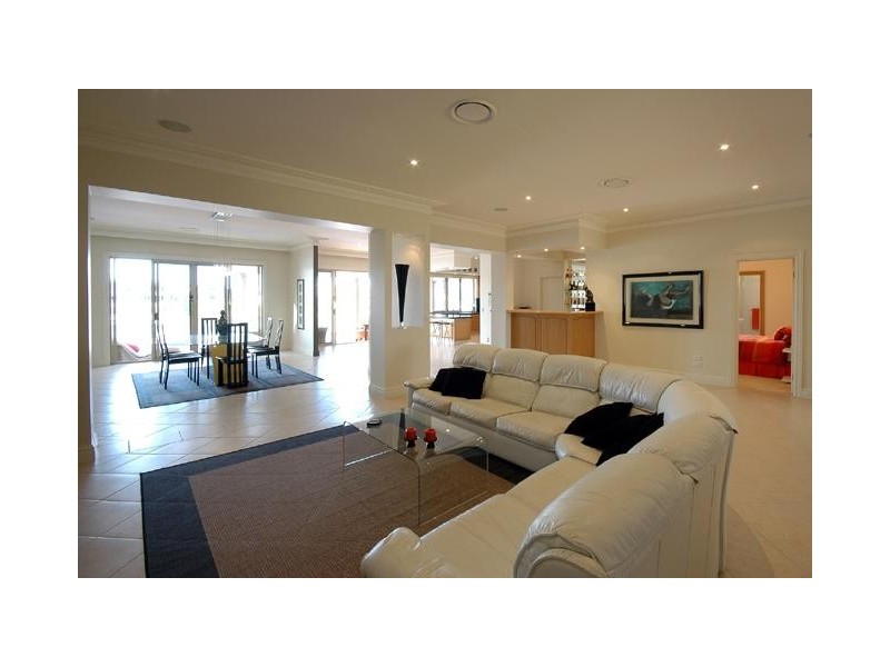 Broadbeach Waters QLD 4218