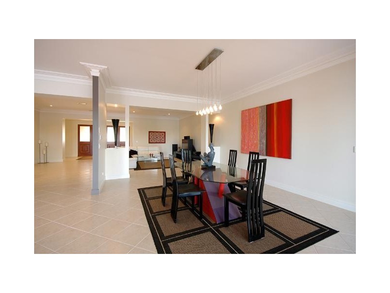 Broadbeach Waters QLD 4218