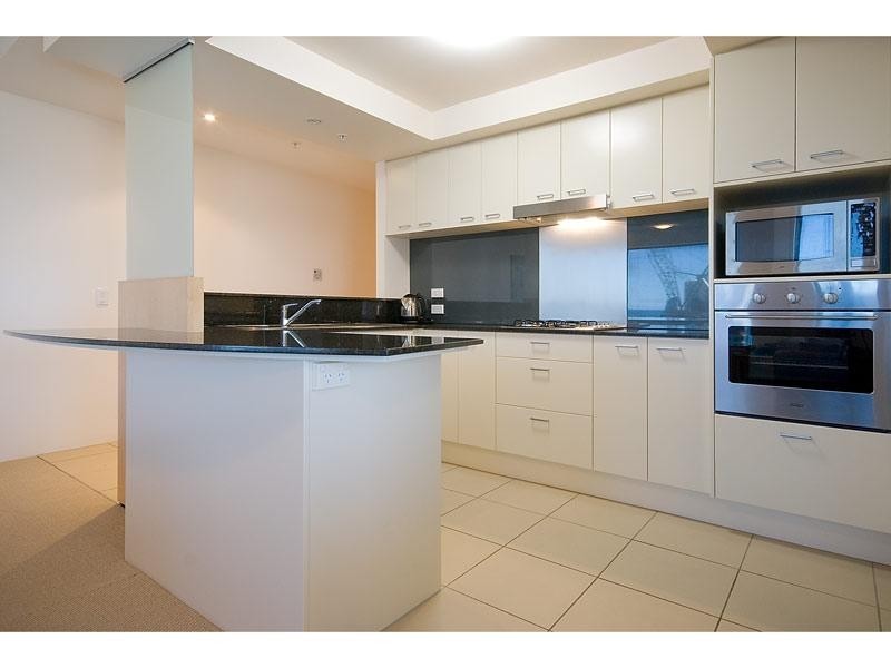 Broadbeach QLD 4218