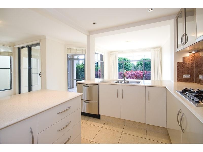 Carrara QLD 4211
