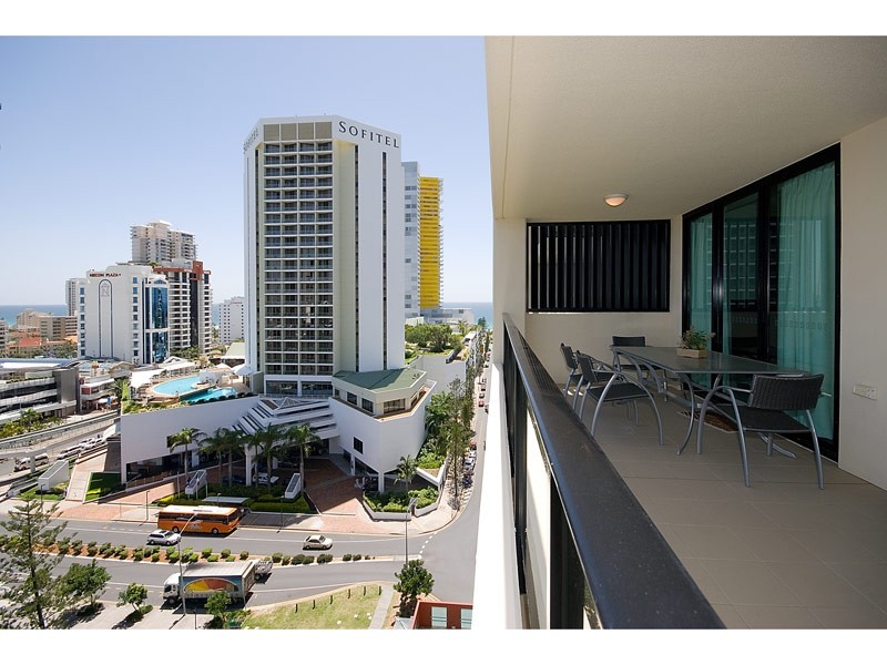 Broadbeach QLD 4218