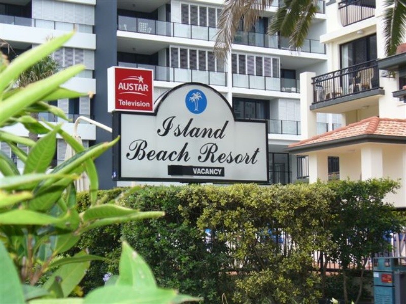 Broadbeach QLD 4218