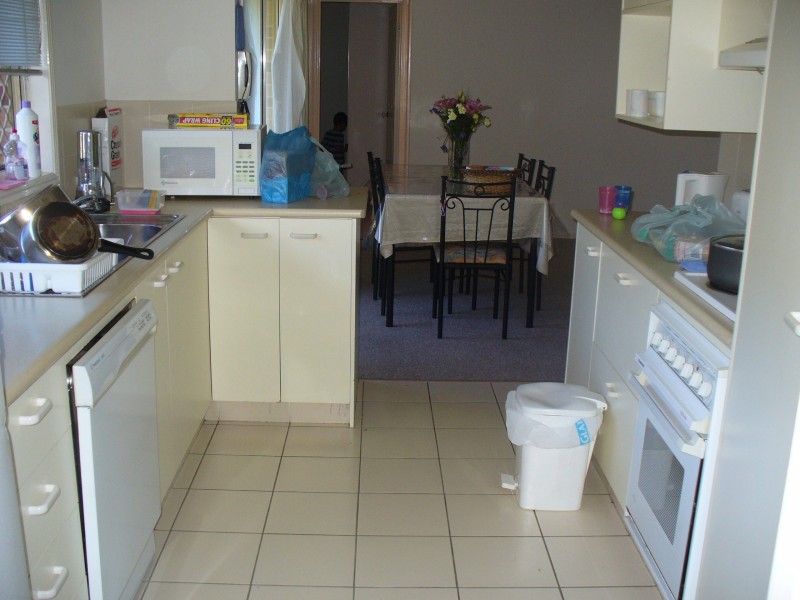 Clear Island Waters QLD 4226