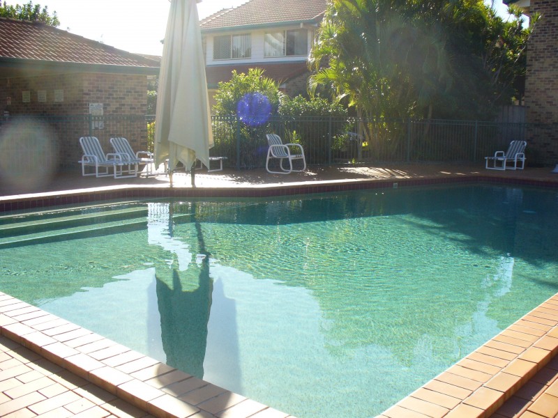 Clear Island Waters QLD 4226