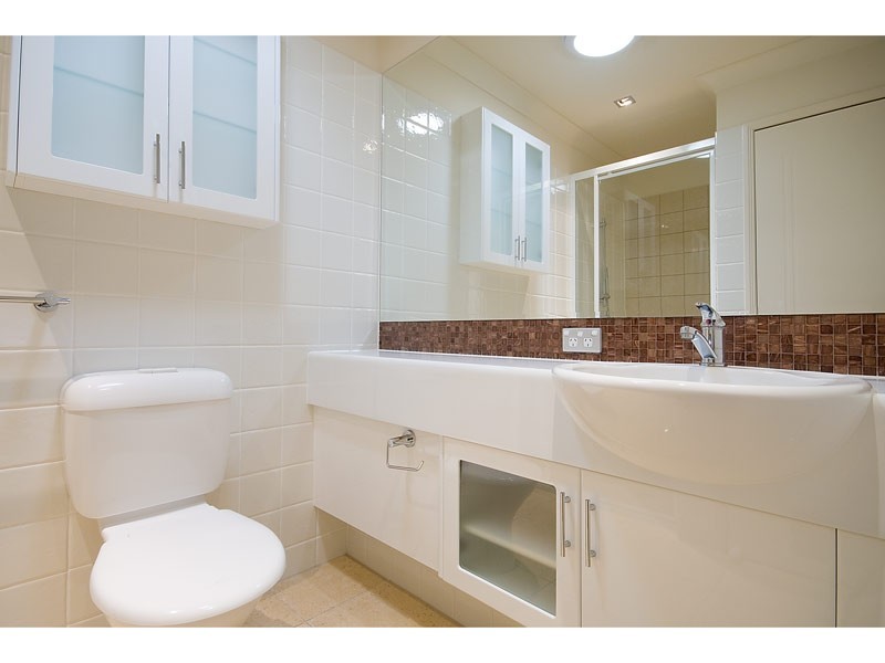 Carrara QLD 4211