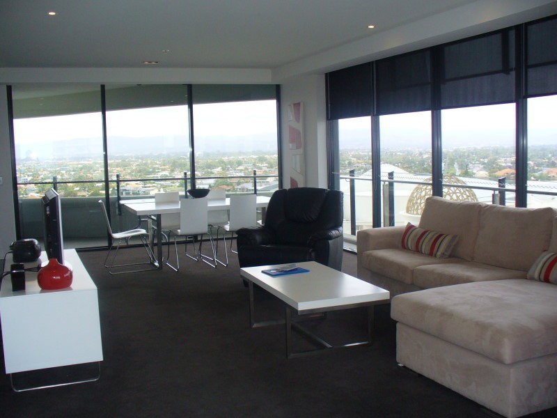 Broadbeach QLD 4218