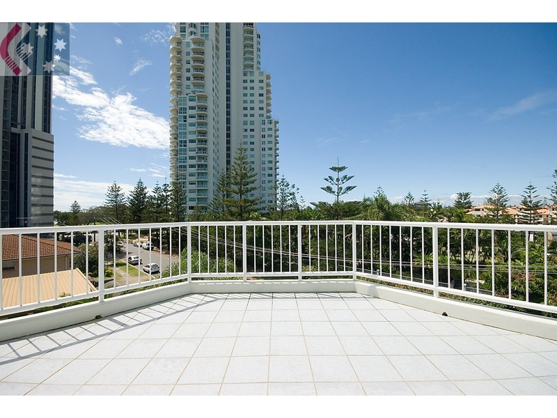 Broadbeach QLD 4218