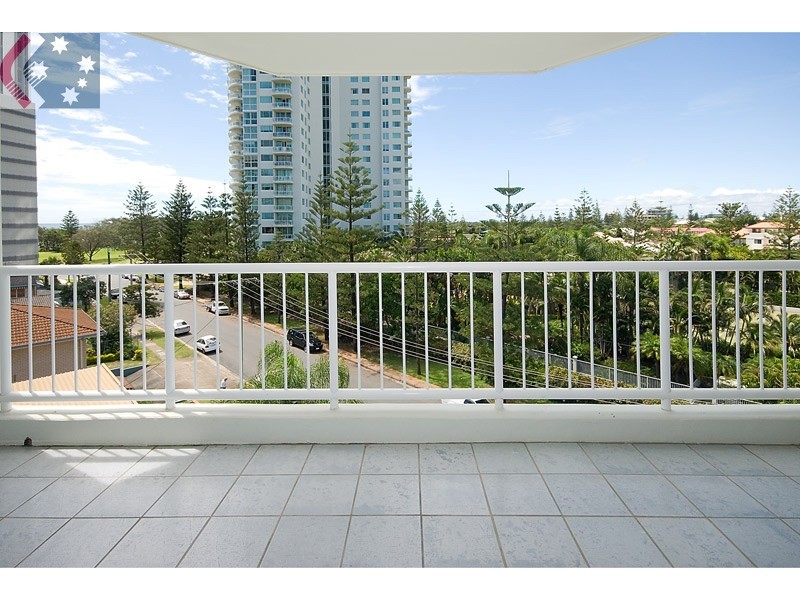 Broadbeach QLD 4218