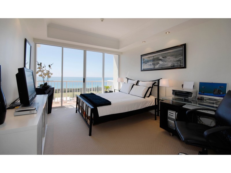 Broadbeach QLD 4218