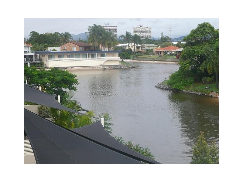 Broadbeach Waters QLD 4218