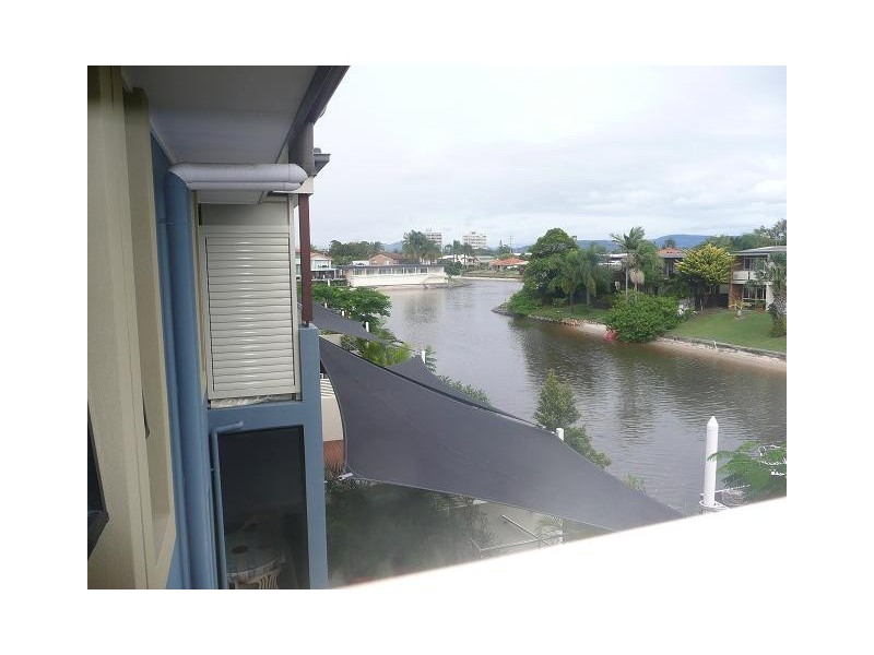 Broadbeach Waters QLD 4218