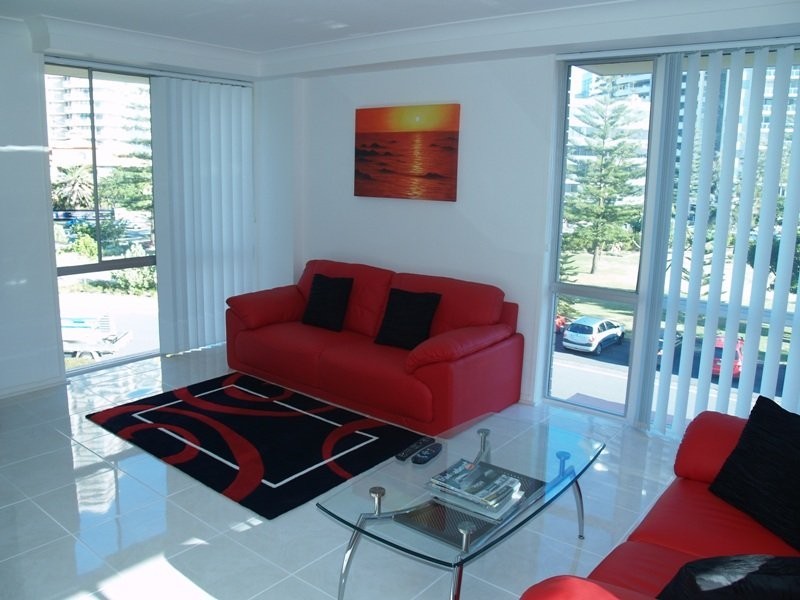 Broadbeach QLD 4218