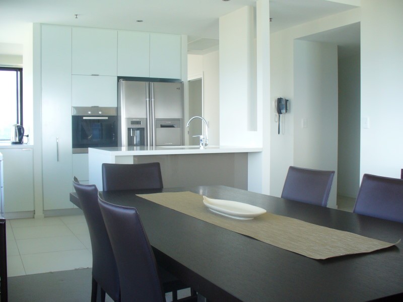 Broadbeach QLD 4218