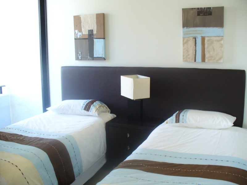 Broadbeach QLD 4218