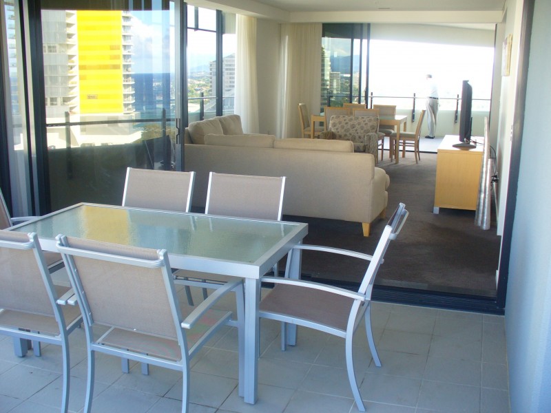 Broadbeach QLD 4218