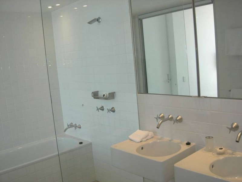 1803/177 Old Burleigh Road, Broadbeach QLD 4218