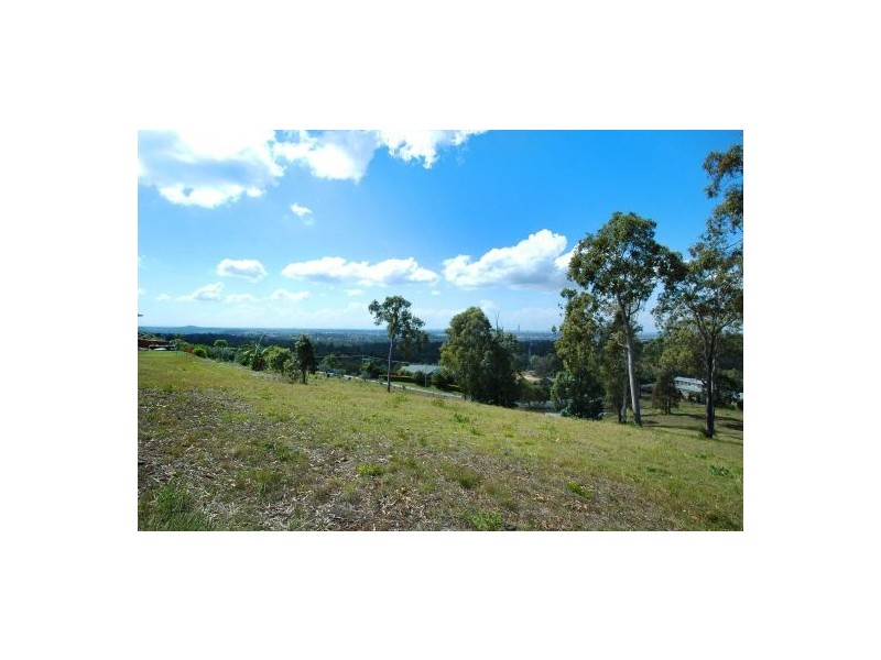 261 San Fernando Drive, Worongary QLD 4213