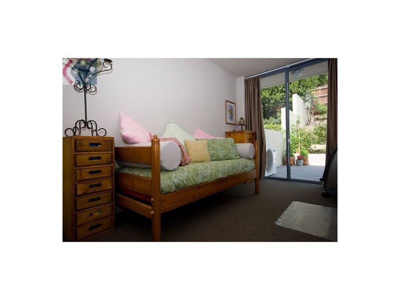 2066/1 Ocean, Burleigh Heads QLD 4220