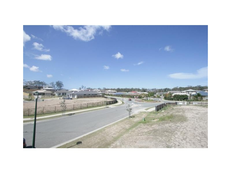 11 Kelly Ave, Coomera QLD 4209