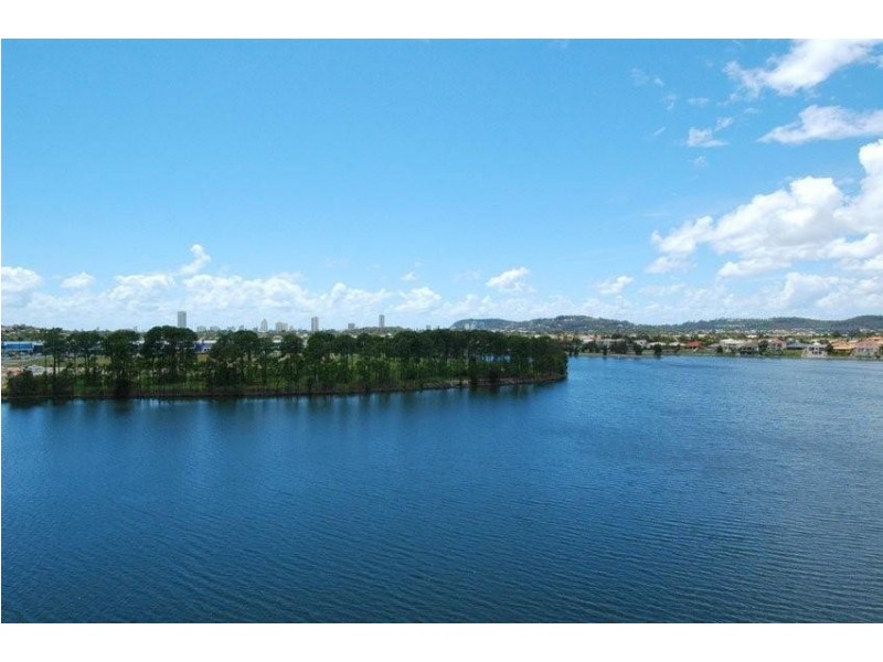 Varsity Lakes QLD 4227