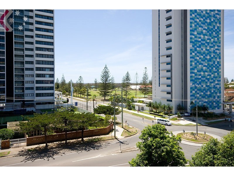 Broadbeach QLD 4218
