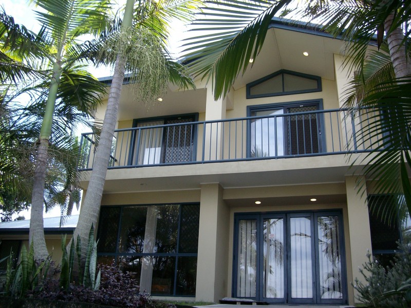 Broadbeach Waters QLD 4218