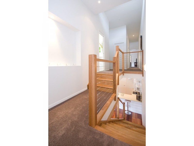 2057 Gold Coast Hwt, Miami QLD 4220