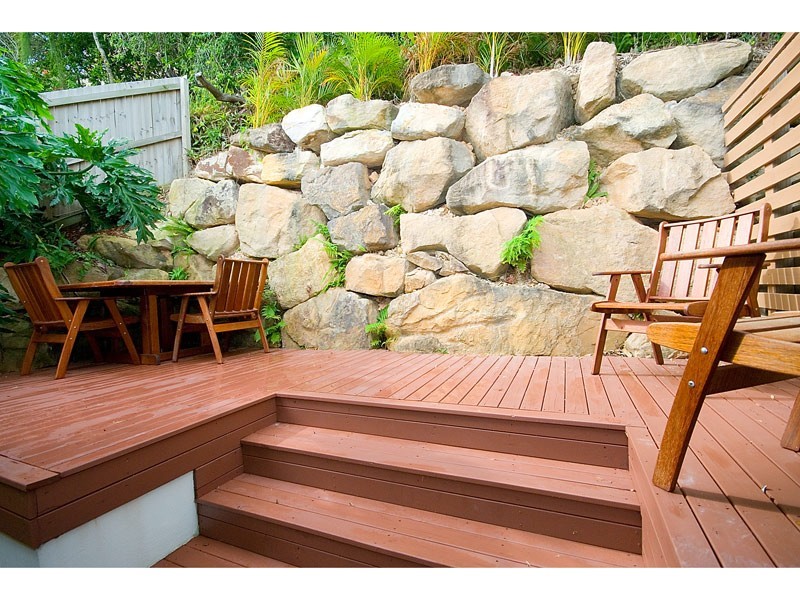 2057 Gold Coast Hwt, Miami QLD 4220