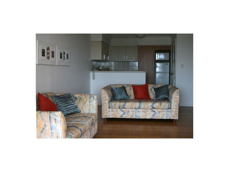 3044 Bel Air Central, Broadbeach QLD 4218