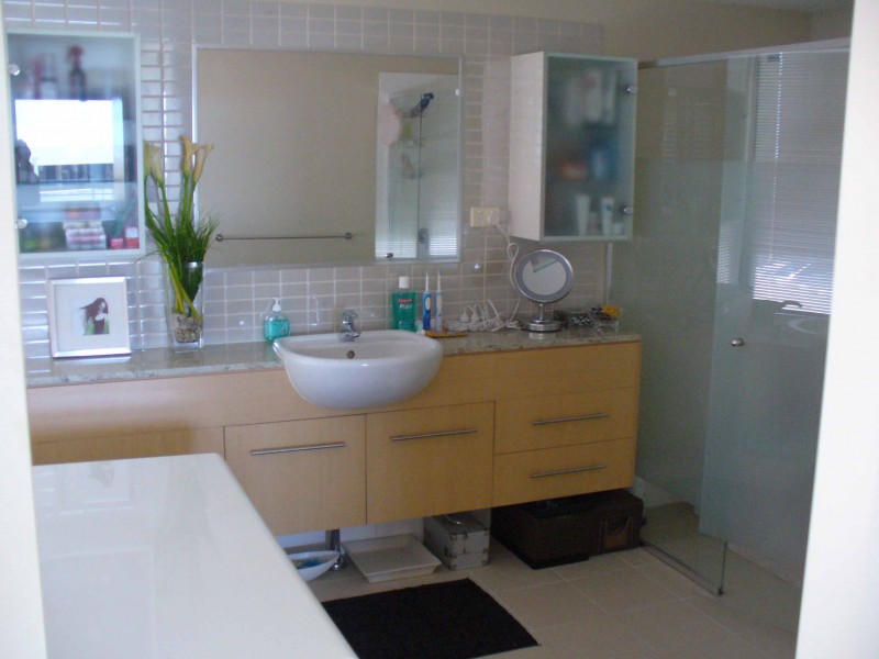 111/105 Scarborough Street, Southport QLD 4215